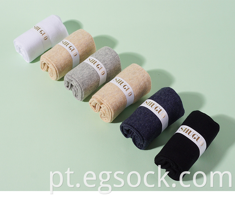 sweat-absorbent plain socks